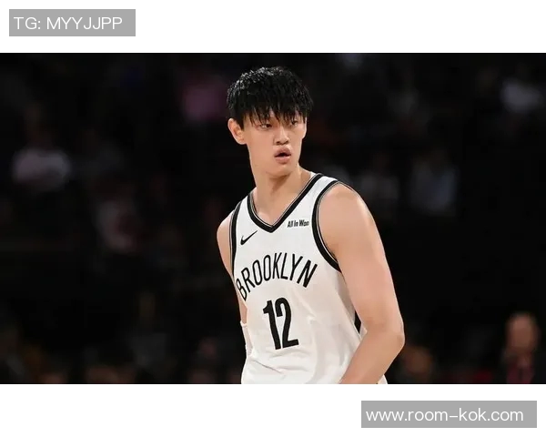 媒体人点评曾凡博发展潜力认为篮网不让其上场实属不合理